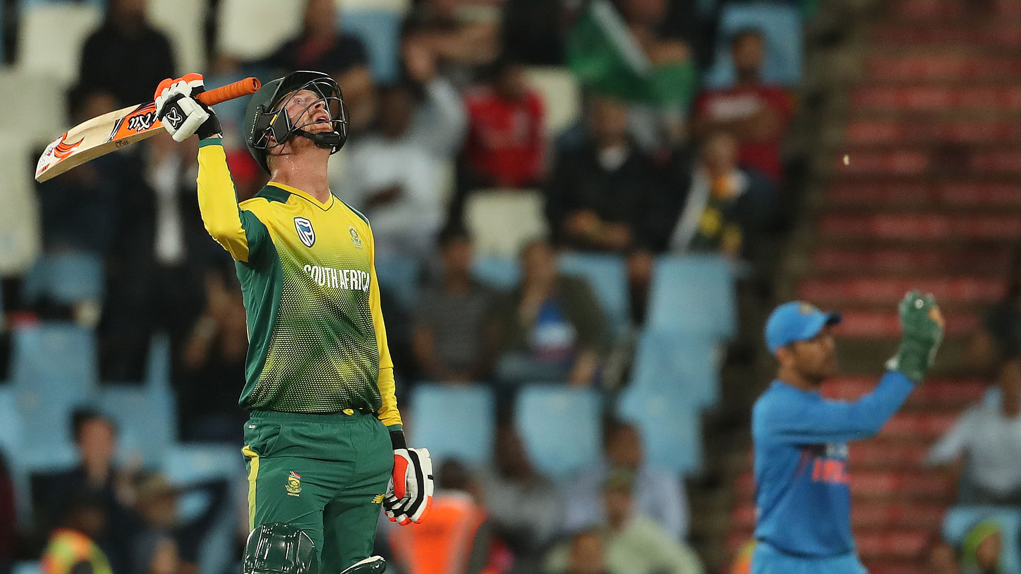 South Africa defeated India by six wickets in the second T20.