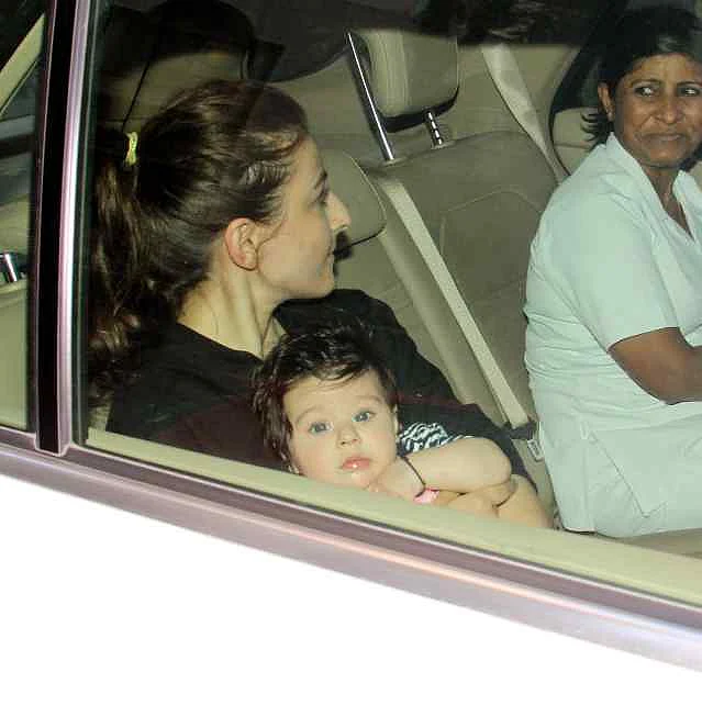 This photo reminds us of Taimur Ali Khan.