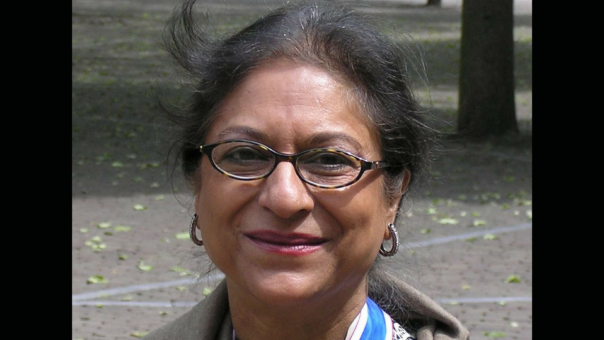 Pakistan’s well known human rights lawyer and social activist Asma Jahangir died in Lahore, on Sunday, 11 February, of cardiac arrest.