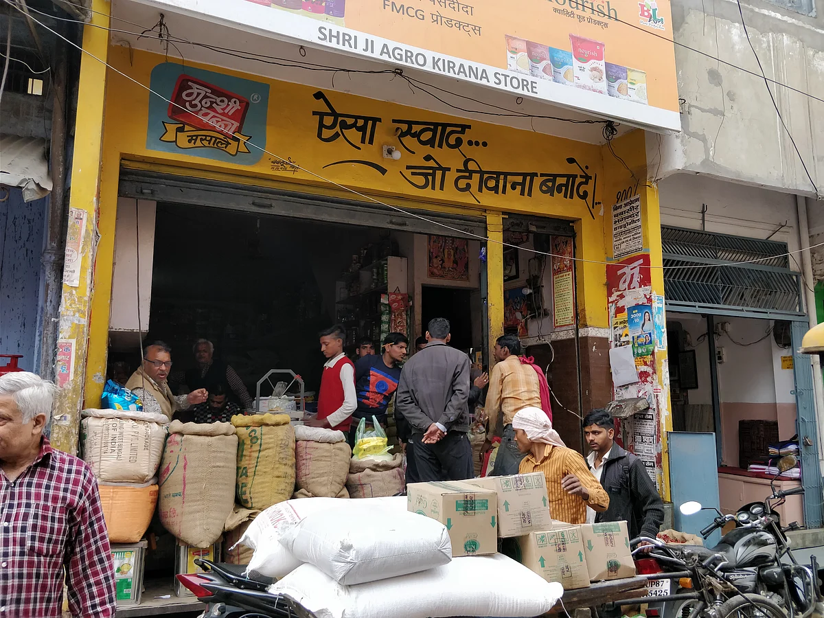 Hindu traders in a Kasganj market.