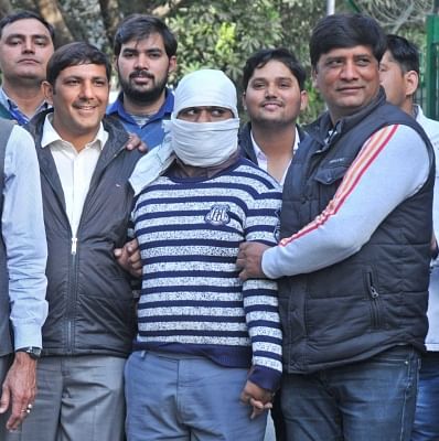 New Delhi: Wanted Indian Mujahideen (IM) terrorist Ariz Khan alias Junaid, in police custody in New Delhi on Feb 14, 2018. Personnel of the Delhi Police Special Cell on Wednesday arrested Khan from Banbasa in Uttarakhand, where he had come to meet his accomplices. He had been on the run since the 2008 Batla House encounter. According to the police, Khan is an expert bomb-maker, executioner and conspirator, and had been wanted for his involvement in various bomb blast cases in Delhi, Jaipur, Ahme