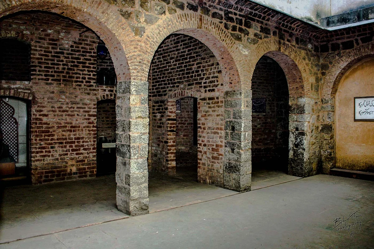 A glimpse of Ghalib’s haveli. 