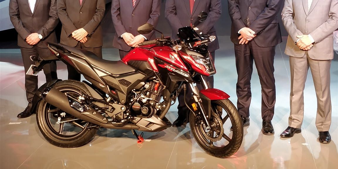 The bike gets a 162.7cc engine with 13.9 BHP of power and 13.9NM of torque.
