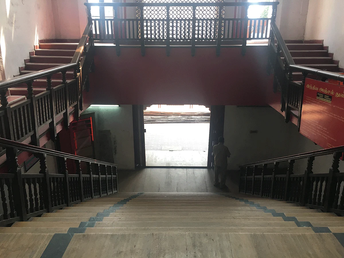 The customer said that when he went to the Postal Department in Chennai, he was told there are no lifts.