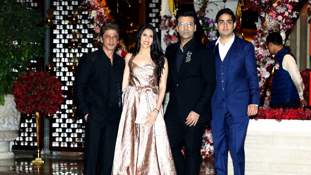 SRK, Shloka, KJo and Akash at the ceremony.&nbsp;