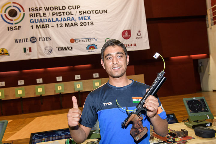 Rizvi shot a world record 242.3 in the 10m air pistol final to beat Olympic champion Christian Reitz of Germany.