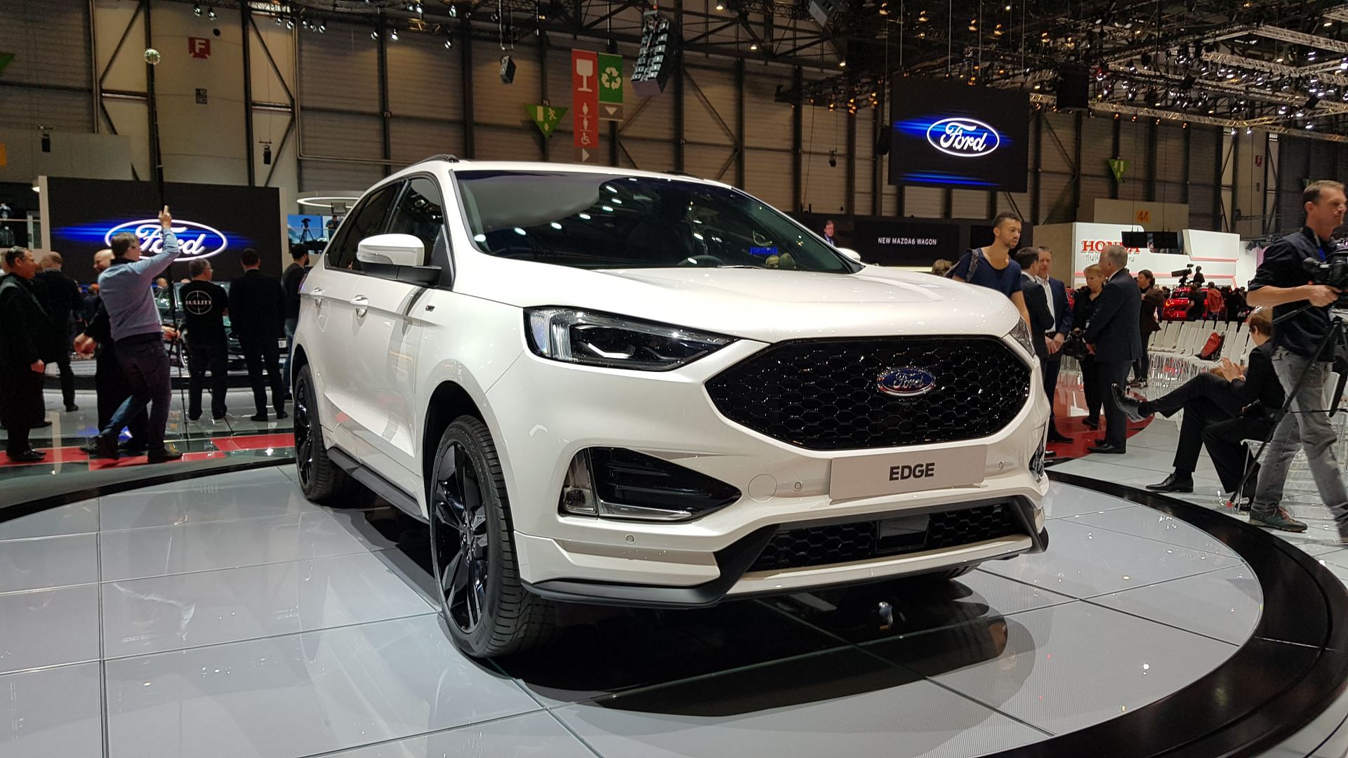 Ford showcased the facelifted Edge SUV, which may be of interest for the Indian market later.&nbsp;