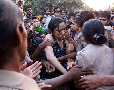 JNU march turns violent as students, teachers clash with police