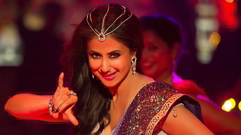 Urmila Matondkar Returns To Blackmail Us With