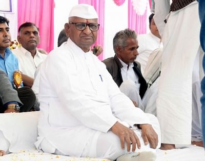 Marathwada still faces 34% rainfall deficit; Shiv Sena strikes conciliatory tone and other stories