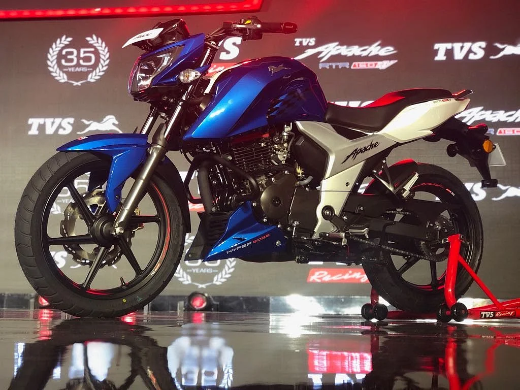 The new Apache borrows a lot of design elements fro the Apache RTR 200