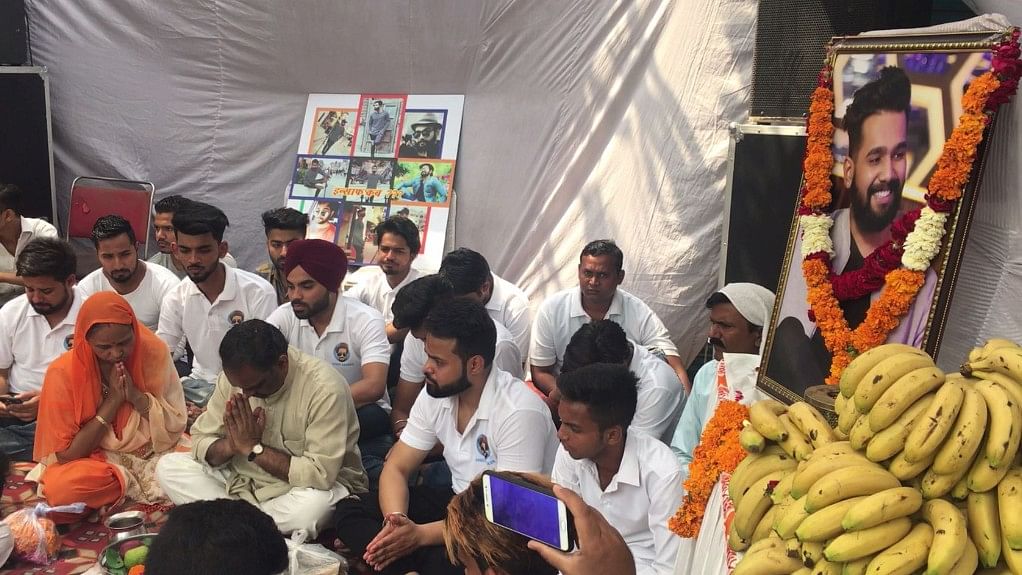 On Ankit Saxena’s birth anniversary, his family and friends organised a prayer meeting and a community kitchen at the spot where he was killed on 1 February.&nbsp;