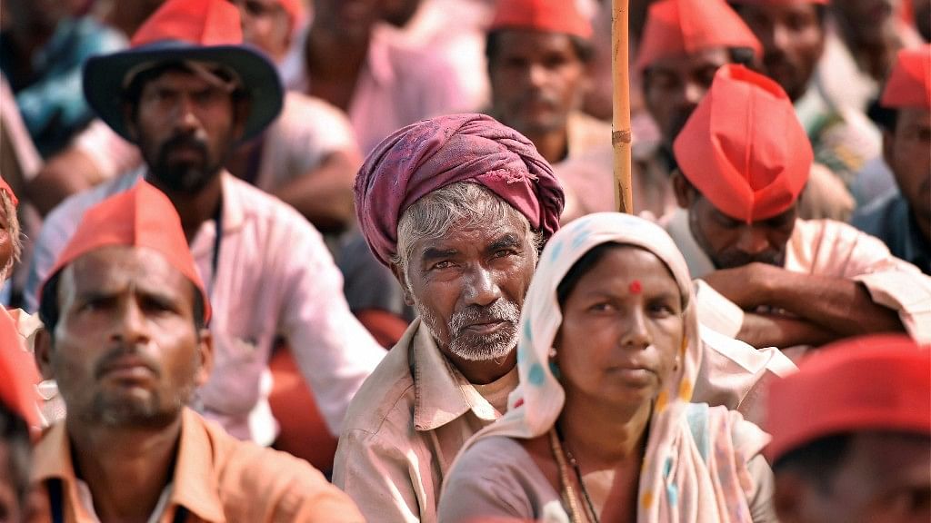  Farmers participate in a long march organised by All Indian Kisan Sabha (AIKS) at Azad Maidan in Mumbai on Monday.&nbsp;