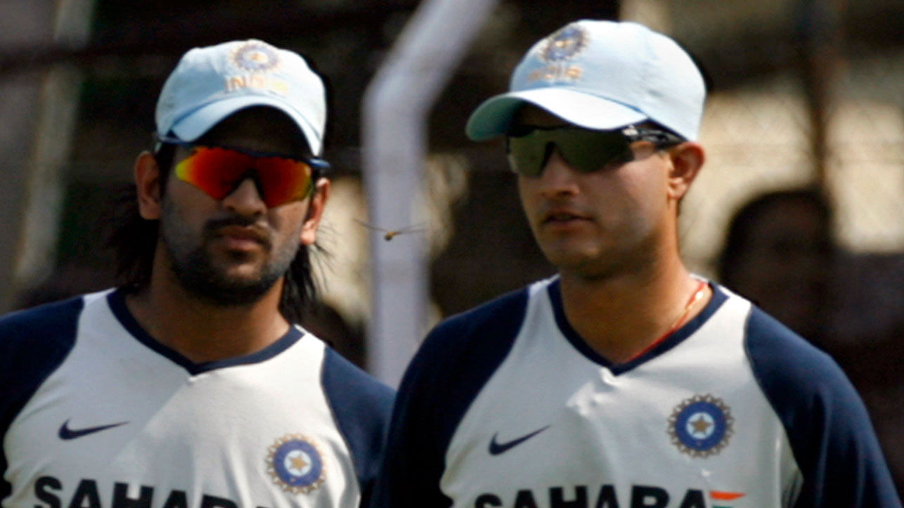 Lalchand Rajput likened Dhoni’s style to that of former India captain Sourav Ganguly. 