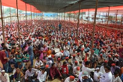 Mumbai: Farmers under the banner of All India Kisan Sabha, stage a sit-in demonstration at Azad Maidan in Mumbai on March 12, 2018. (Photo: IANS)