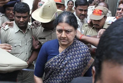After Sasikala denied the charges, the ACMM allowed the cross examination of witnesses, which will commence from February 12. 