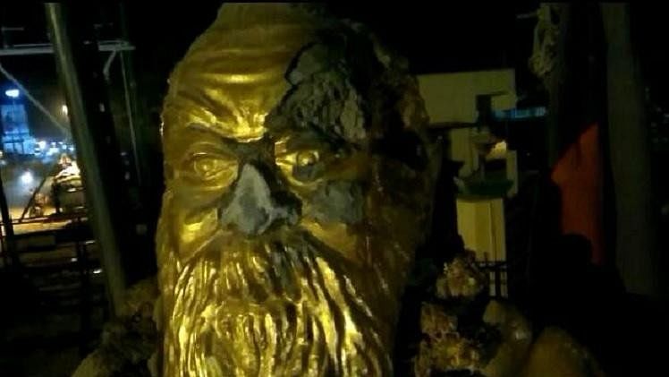 Glasses and nose of Periyar damaged after two men vandalise statue in Vellore.