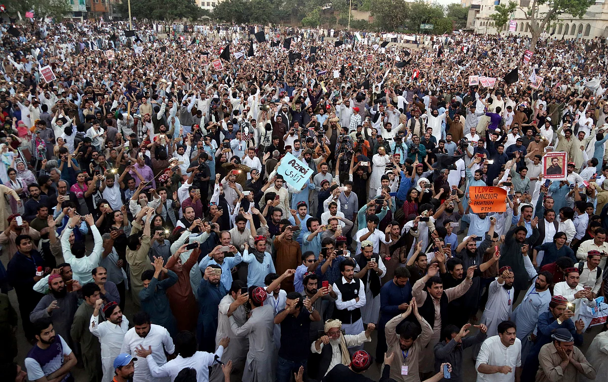 Thousands of Pashtuns from Pakistan’s tribes have gathered in the eastern city of Lahore reiterating their call for the release of tribesmen being held by authorities on alleged links to militants
