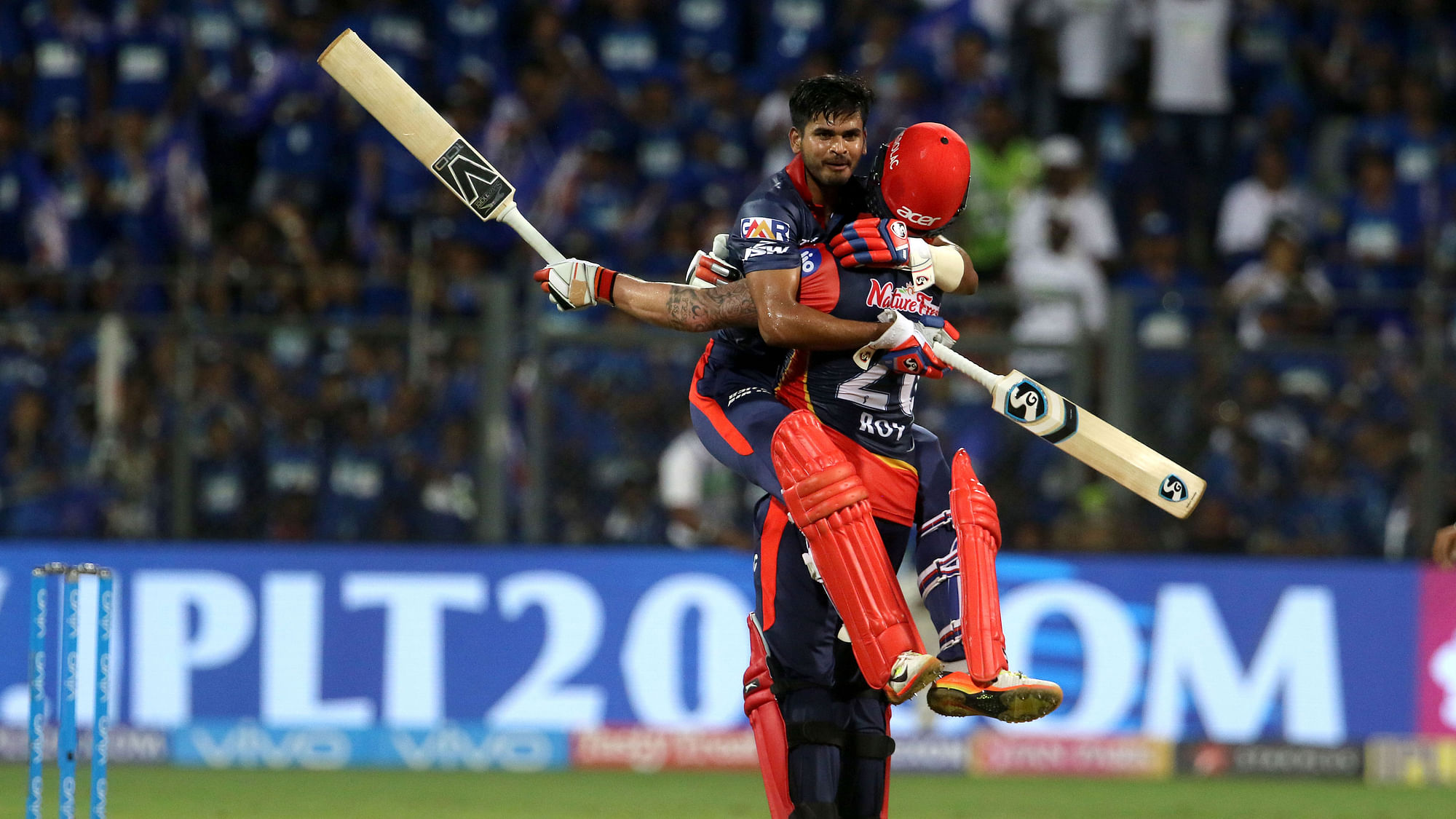 Jason Roy’s unbeaten 53-ball 91 guided Delhi Daredevils to a 7-wicket win over Mumbai Indians.