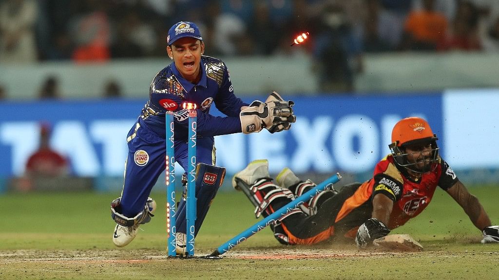 Sunrisers Hyderabad defeated Mumbai Indians with just one wicket to spare, making 151/9