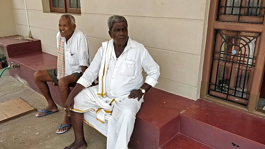 “We have no direct access to our elder brother Siddaramaiah, but no one believes us,” say Rame & Sidde Gowda.