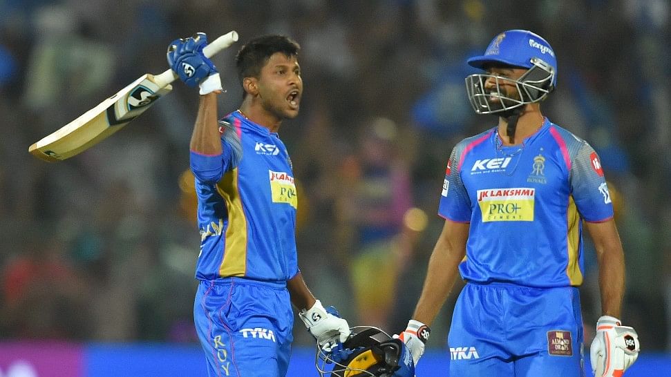 Krishnappa Gowtham (L) scored a whirlwind 33 of 11 balls to hand Royals a thrilling last over win
