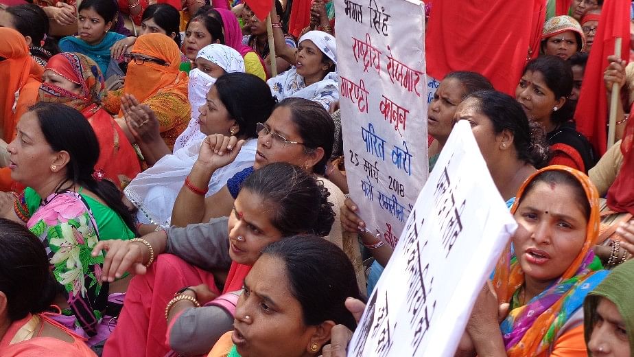 Around 4,000 workers gathered in the capital to claim their Right to Employment, will the government pay any heed?