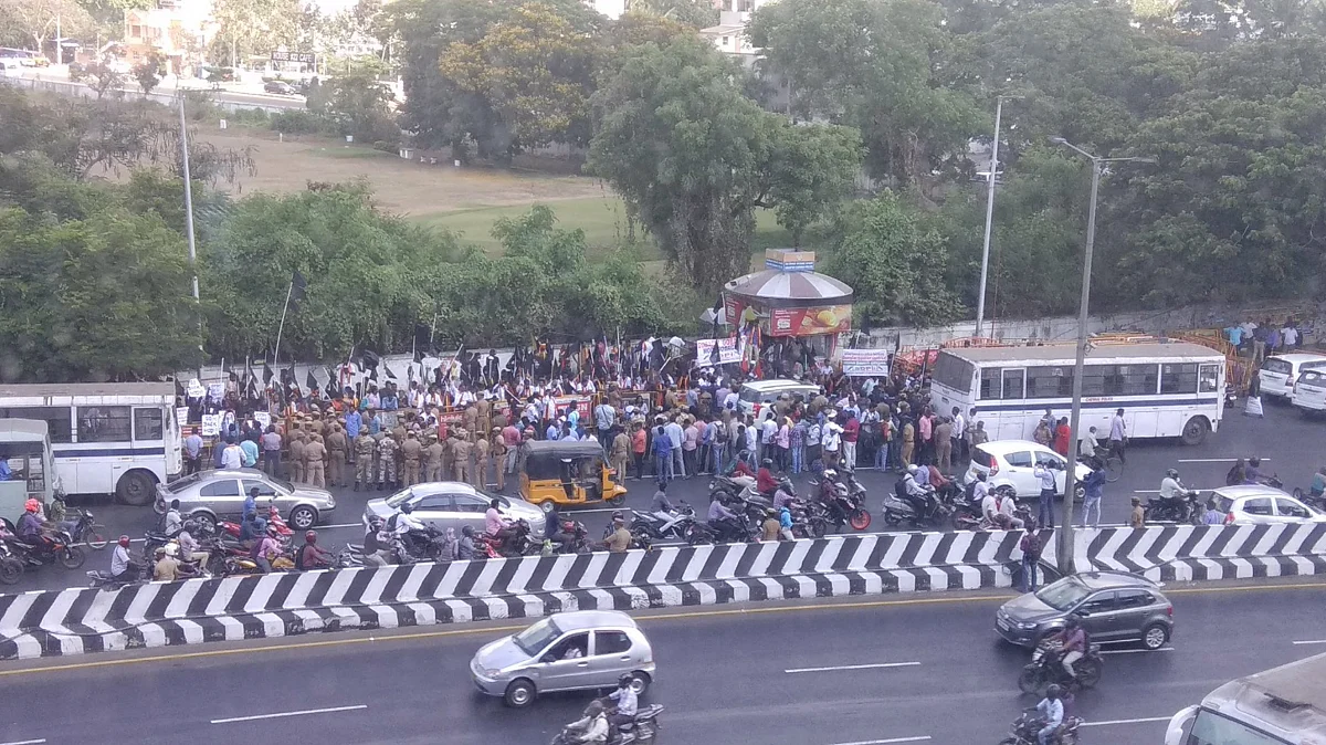 Protestors gathered in huge numbers outside Alandur metro station