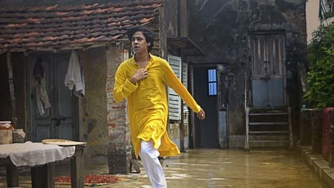 Riddhi Sen in a still from <i>Nagarkirtan. </i>
