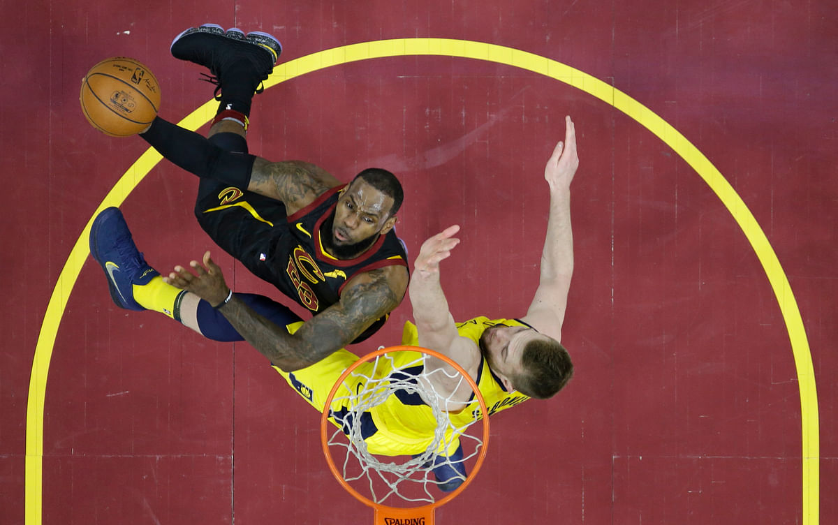 LeBron James lifted the Cleveland Cavaliers to 98-95 victory and a 3-2 first-round series lead over Indiana Pacers.