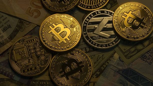 Bitcoin Price Crashes After China Warns to Block Cryptocurrencies