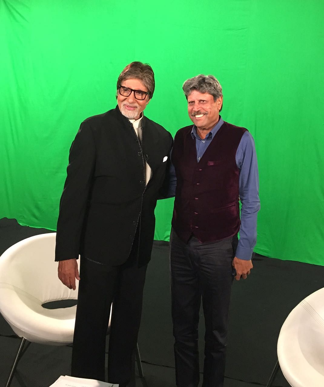 Kapil Dev turned interviewer for Amitabh Bachchan and it was a delight to see the two legends together.