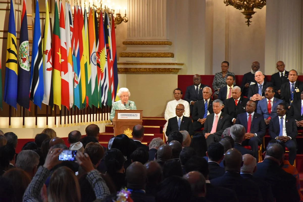 Queen Elizabeth addressing the CHOGM.