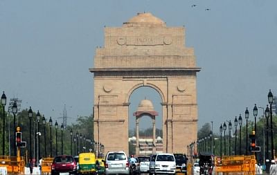 New Delhi: Clear day in Delhi. (File Photo: IANS)