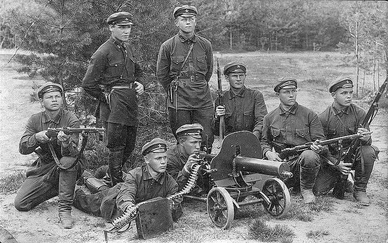 Red army soldiers in the early 1930s.