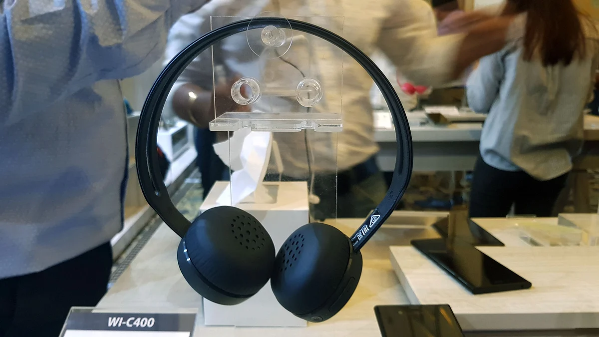 Sony WH-C400 bluetooth headphones