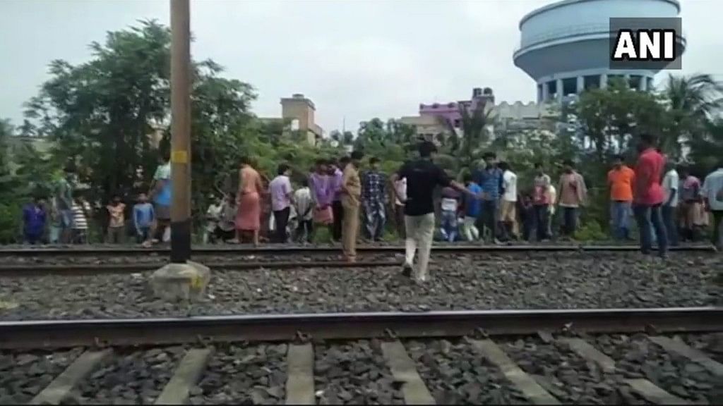 One person was critically injured after a crude bomb exploded in Dum Dum’s cantonment railway line.