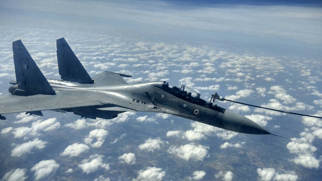 A Sukhoi S-30 being refuelled mid air
