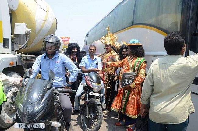 The awareness campaign  was organised by the Rotary Club of Miyapur, in coordination with the city’s Traffic Police.