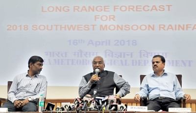 New Delhi: India Meteorological Department (IMD), Director General of Meteorology Dr. K.J. Ramesh briefs the media on 1st stage "Long Range Forecast for Southwest Monsoon Rainfall - 2018" in New Delhi on April 16, 2018. (Photo: IANS/PIB)