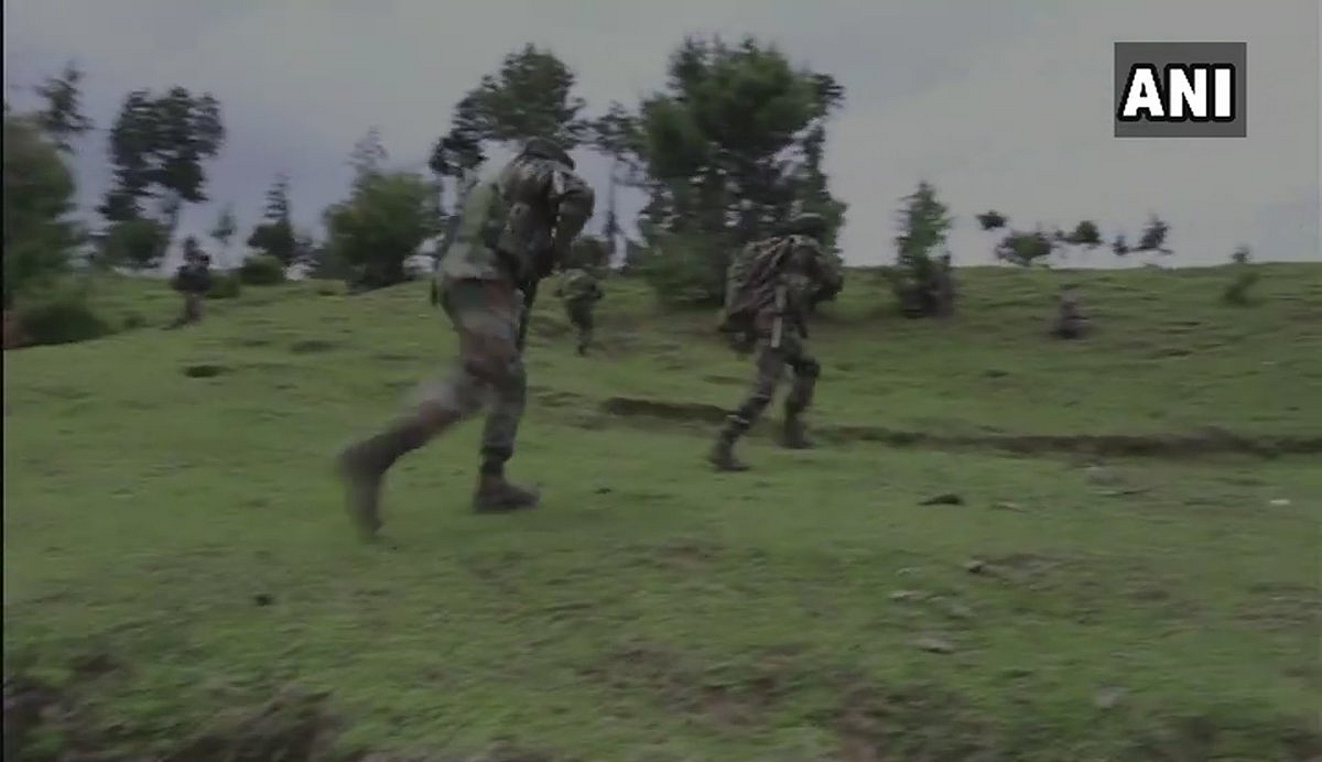 An Infiltration bid has been foiled by security forces in Tangdhar sector of Jammu and Kashmir.