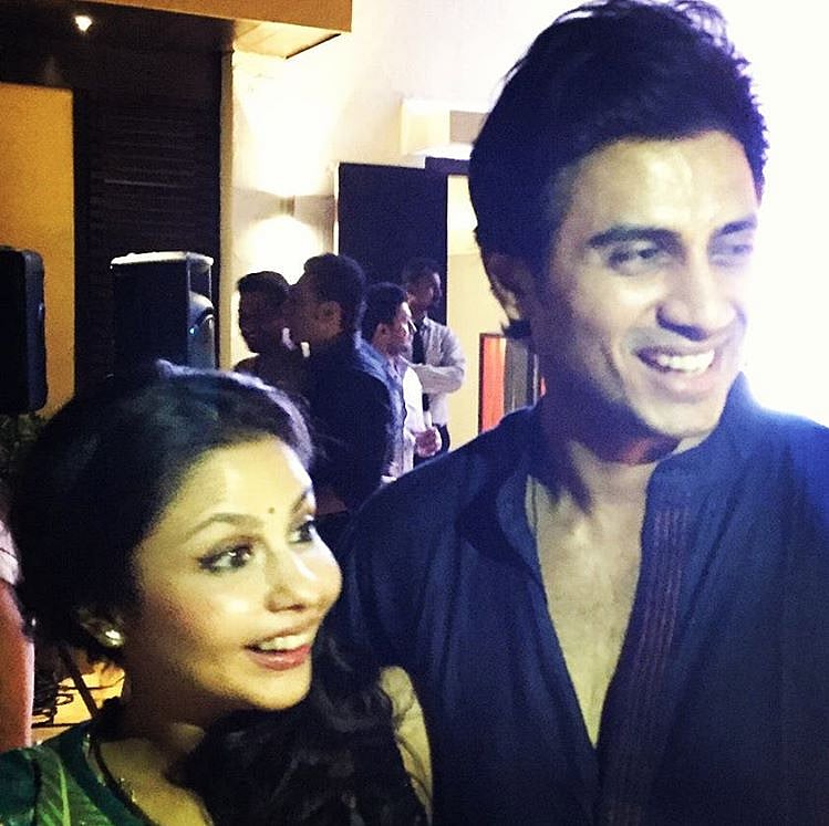 After Sonam Neha Himesh Actor Shiv Pandit Ties The Knot But his girlfriend was returned in front of his house. after sonam neha himesh actor shiv