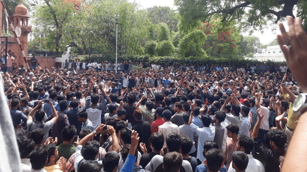 Jinnah Portrait Row: AMU Students Protest Violence, to Approach HC