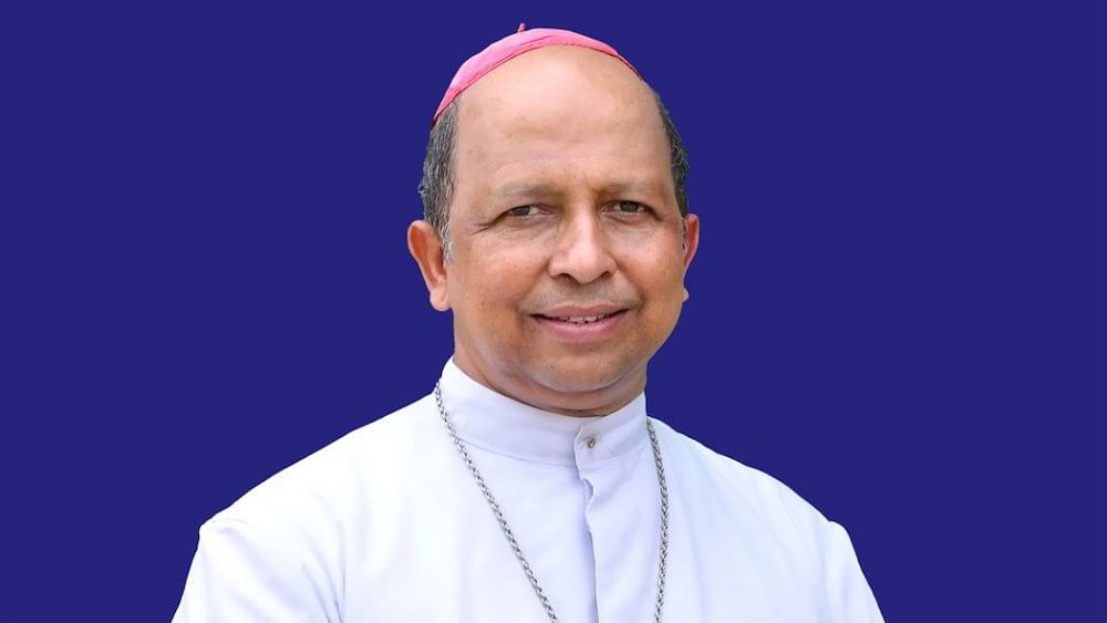  Delhi Archbishop Anil Couto.