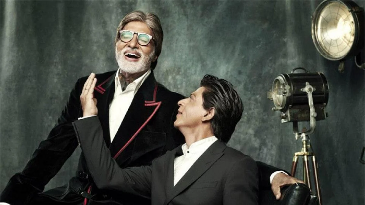 Amitabh Bachchan and SRK shower praises on each other on Twitter. 