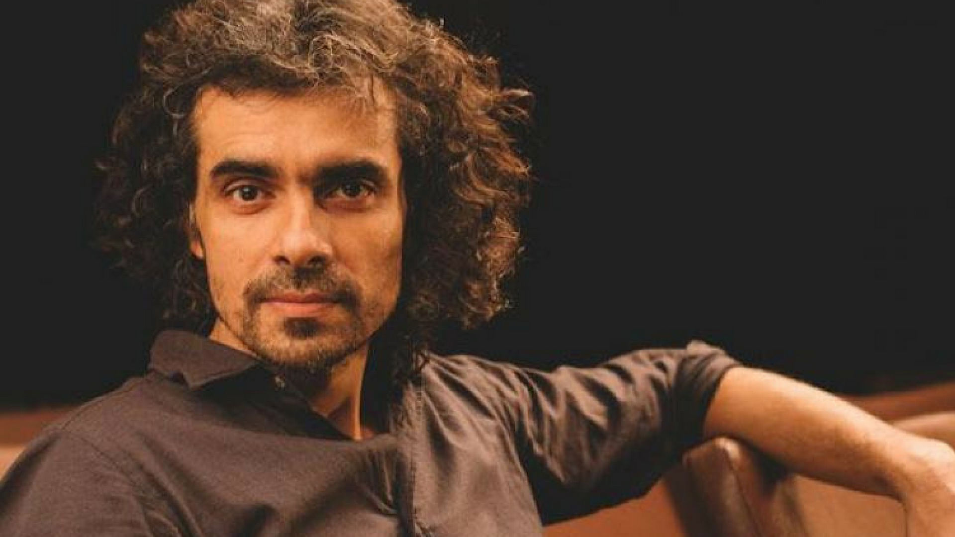 <div class="paragraphs"><p>Imtiaz Ali opens up about the time he heard Bollywood won't survive.</p></div>