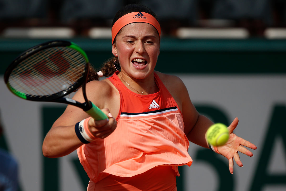 Last year’s women’s singles winner Jelena Ostapenko lost to Kateryna Kozlova 7-5, 6-3 in round 1 at the French Open.