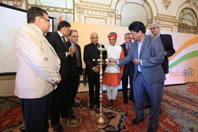 Jaipur Foot founder D R Mehta speaks at at the Jaipur Foot USA awards ceremony in New York on Monday, May 14, 2018. (Photo: Courtesy Paresh Gandhi/India Abroad)