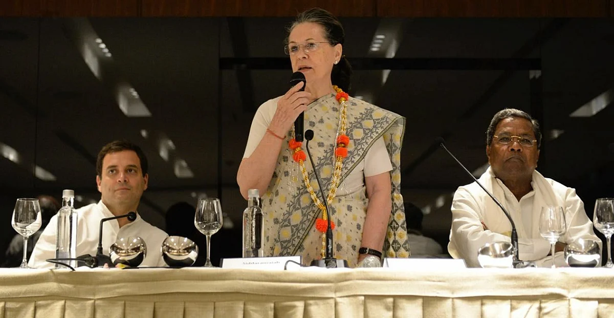 Sonia Gandhi addresses party meet. 