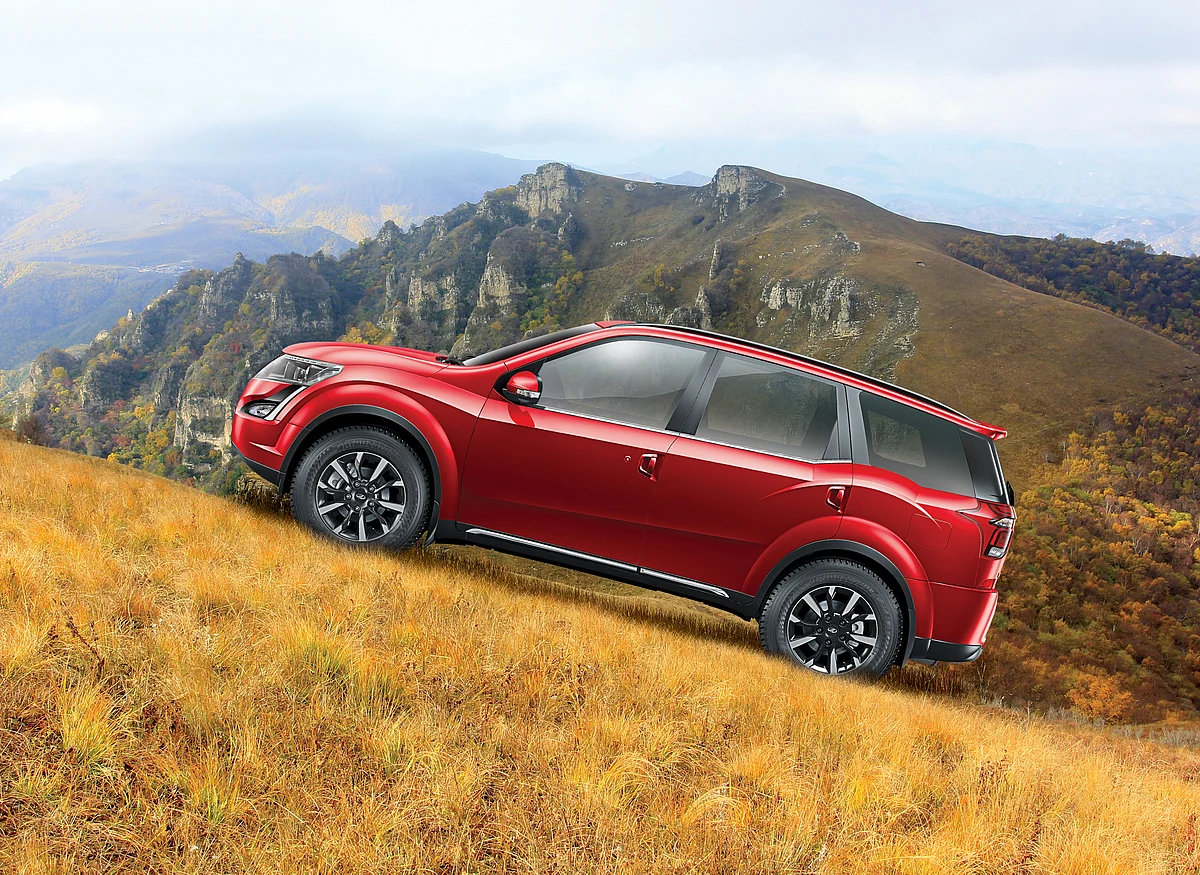 The SUV’s Hill Hold and Hill Descent features will make sure you’re fully in control of your vehicle.